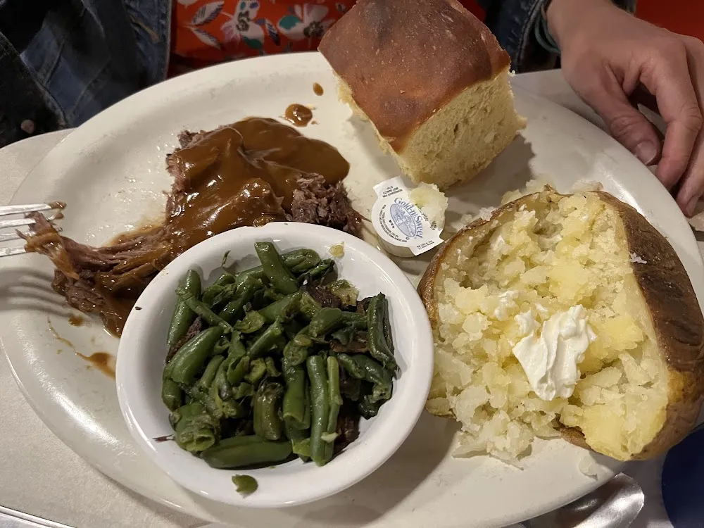 Pot Roast with Green Beans and Baked Potato